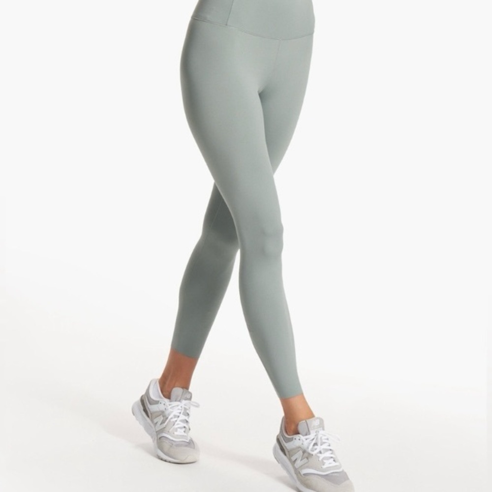 Vuori Evolve Leggings, Medium